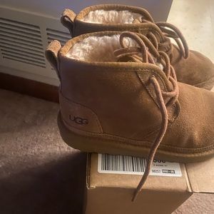 Nuemell ll Boot Little Girl Size 2 Chestnut